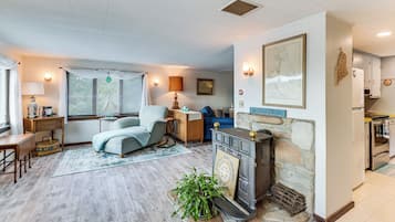 Cottage (2 Bedrooms) | Nội thất