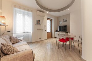 Apartamento, vistas al jardín | Zona de estar