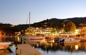 Marina - Omolos House with sea views and solar heated pool (Corfu)