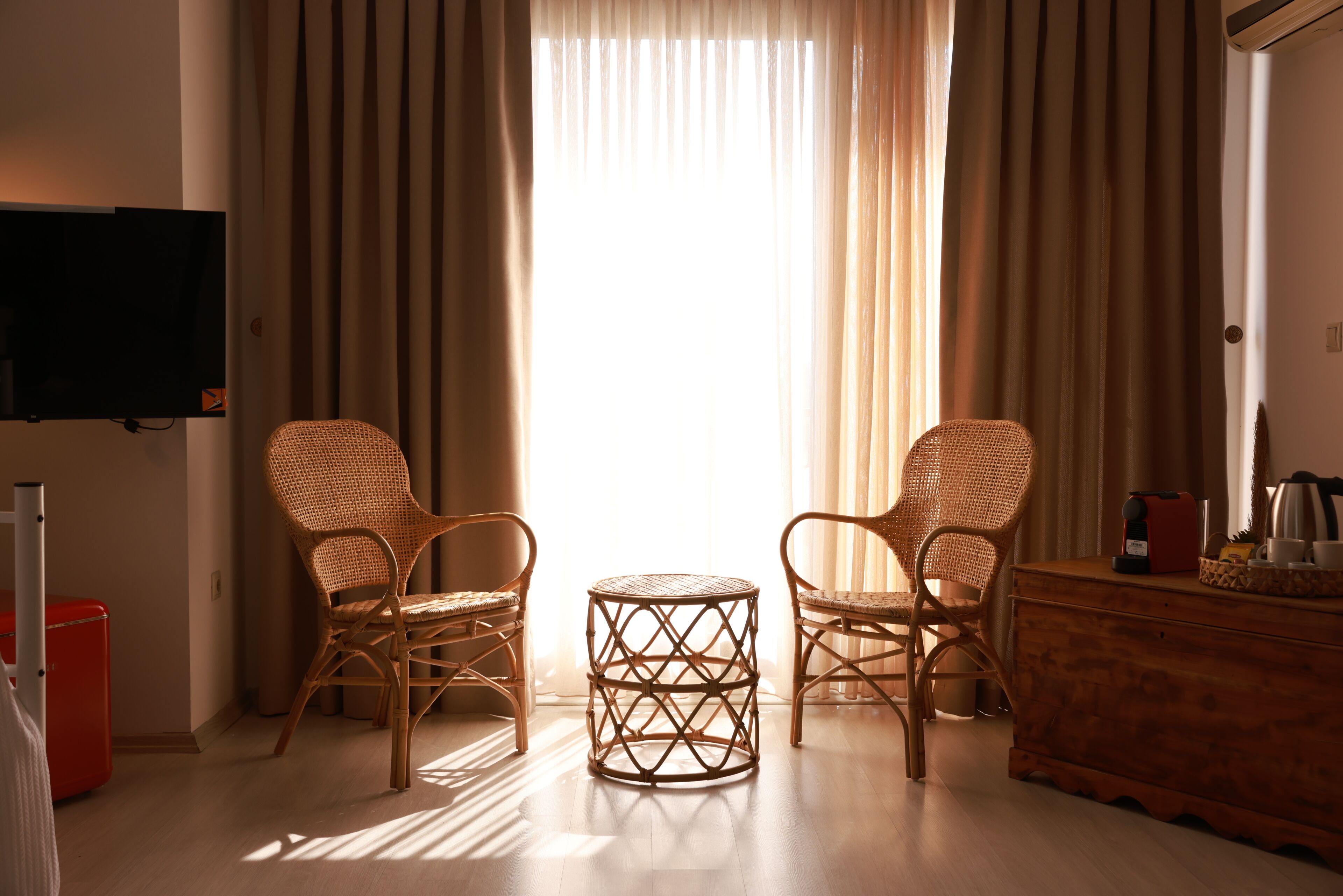 Deluxe Suite, City View | Free WiFi