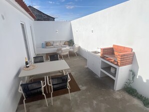 屋外ダイニングエリア