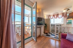 아파트, 시내 전망 | 거실 공간