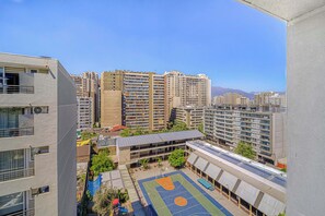 Sports court - Vista Capital  2D 2B con Wifi y A/C (Santiago)