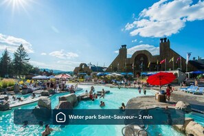 Pool - Alpina Condo 3209 | Cozy Retreat in St-Sauveur (Piedmont)