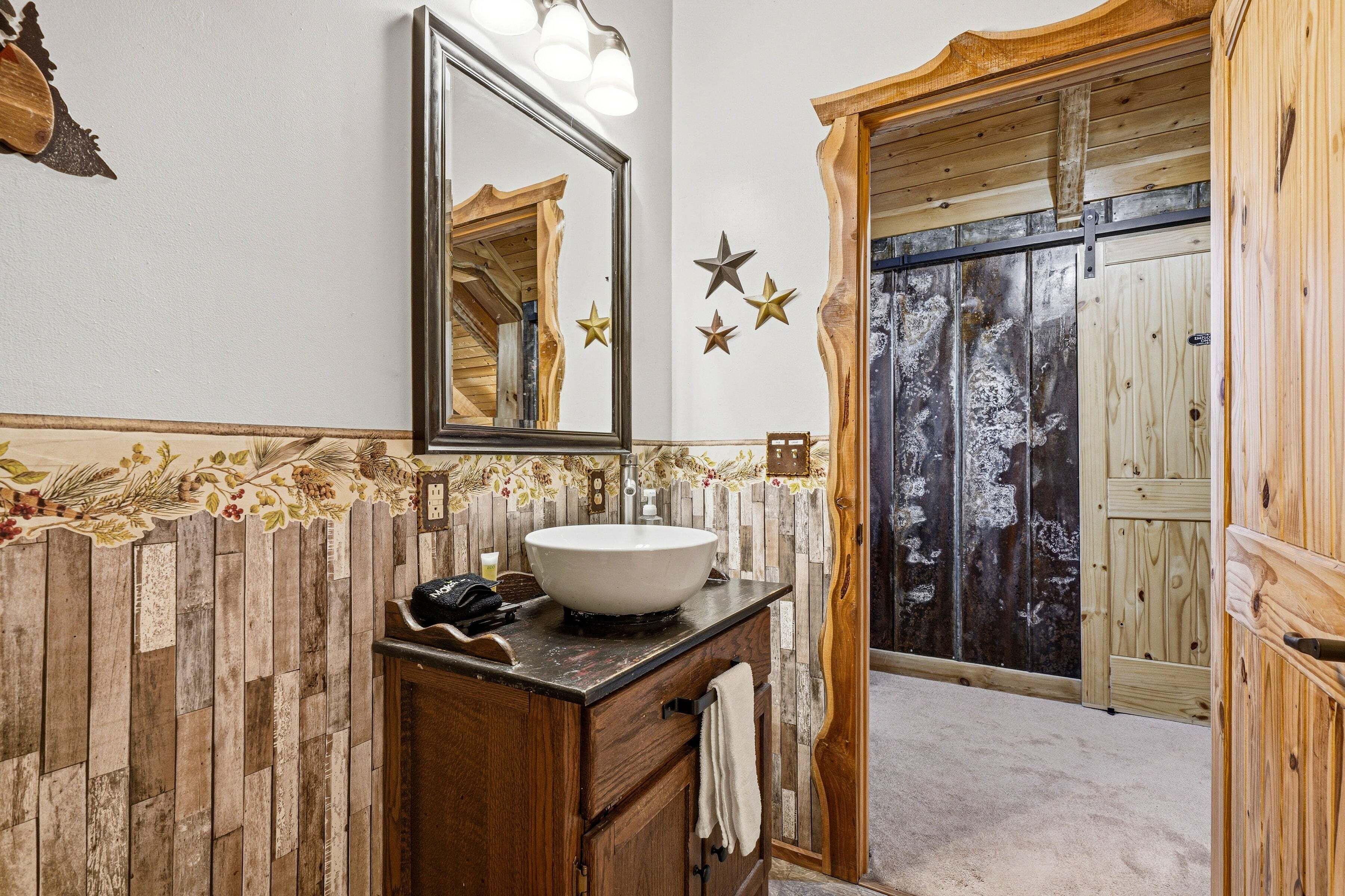 Cabin, 1 Bedroom | Bathroom | Towels