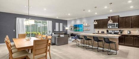Huis, meerdere slaapkamers | Interieur