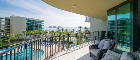Condo, 3 quartos | Área da propriedade