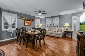 Huis, 3 slaapkamers | Woonruimte | Smart-tv
