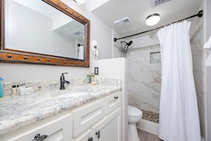 Condo, 2 Bedrooms | Bathroom - Wind Drift 604s 2 Bedroom Condo (Orange Beach)