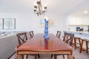Condo, 2 Bedrooms | Dining - Wind Drift 604s 2 Bedroom Condo (Orange Beach)