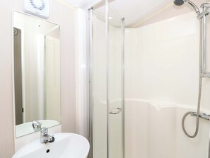Shower - 63 Crosswinds (Bembridge)