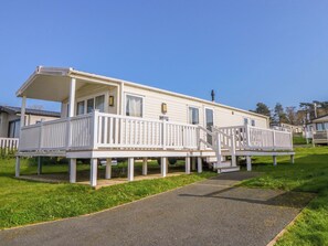 Exterior - 63 Crosswinds (Bembridge)