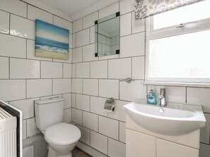 Shower - Salt Air 130 @ Park Ave Holiday Village and Southbank Club (Sheerness)