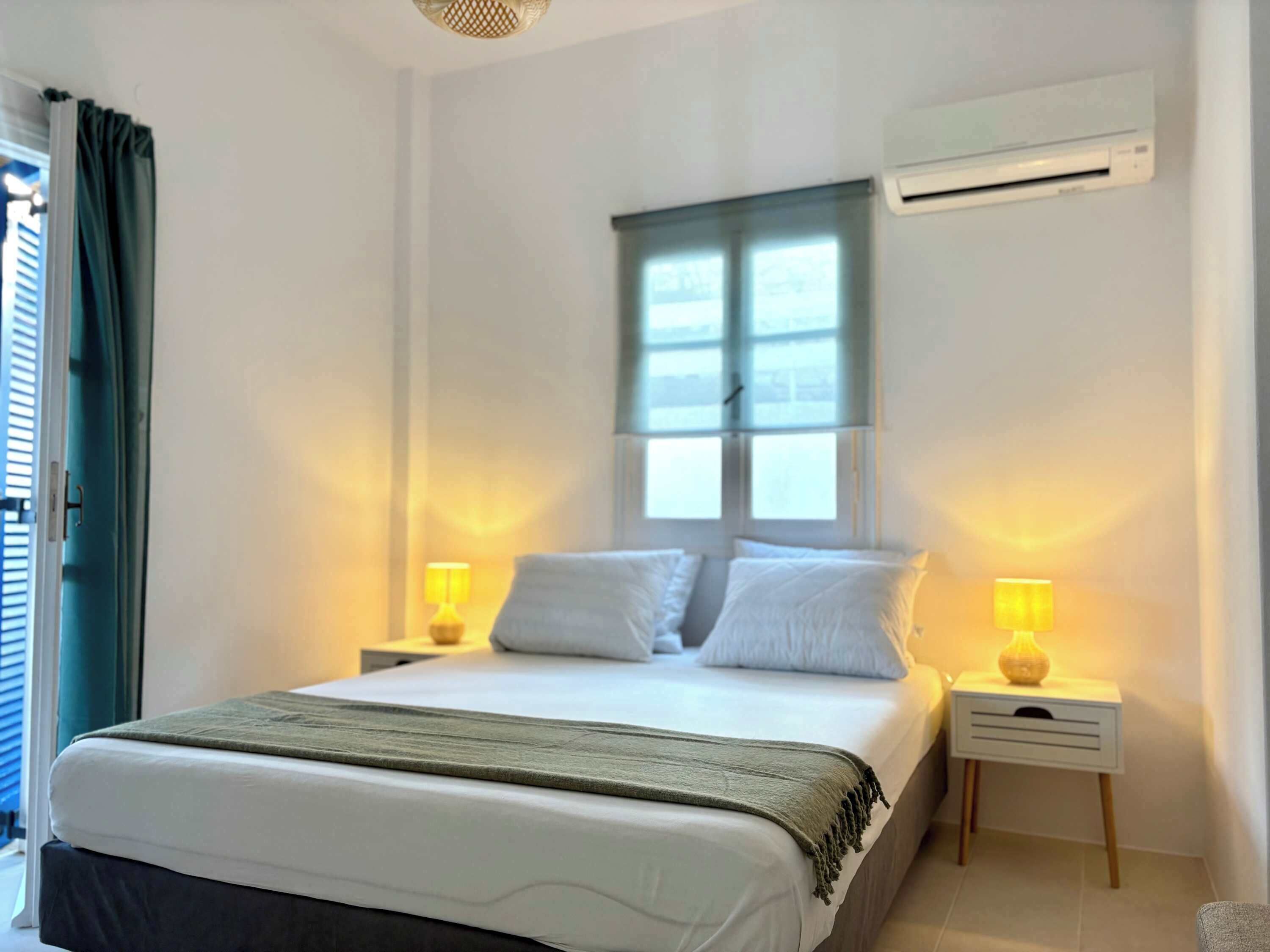 1 chambre, fer et planche à repasser, Wi-Fi, literie fournie
