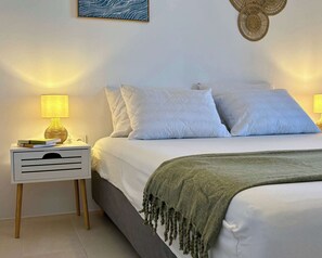 1 chambre, fer et planche à repasser, Wi-Fi, draps fournis