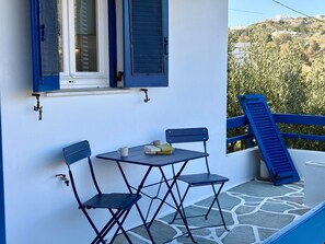 Property grounds - Origins I | Boutique Studio 200m from Sea+Parking (Piso Livadi Paros)