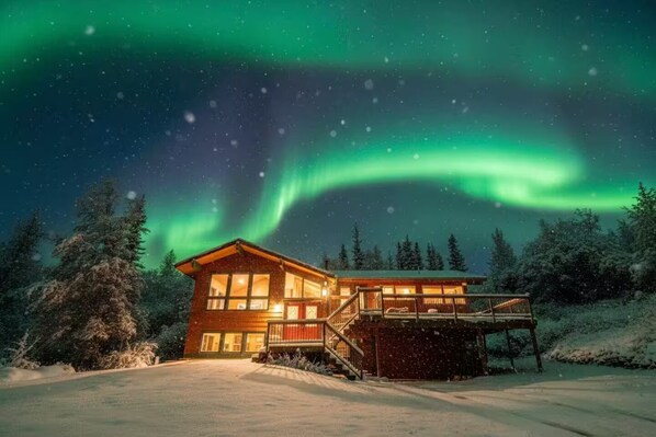 Exterior - Cozy Alaska Home, in Anchorage, Alaska (Anchorage)