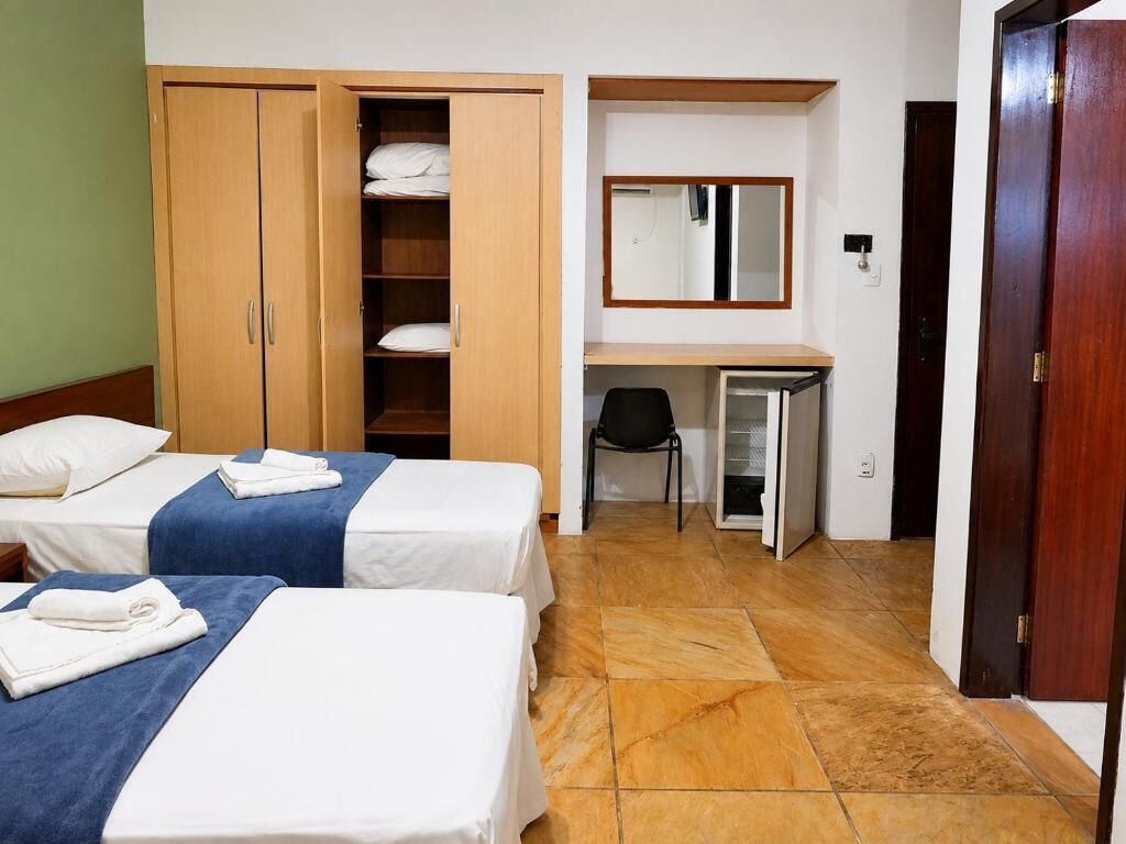 In-room safe, desk, WiFi (free)