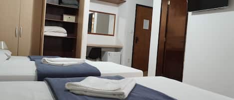 Caja de seguridad en la habitación, escritorio y wifi gratis