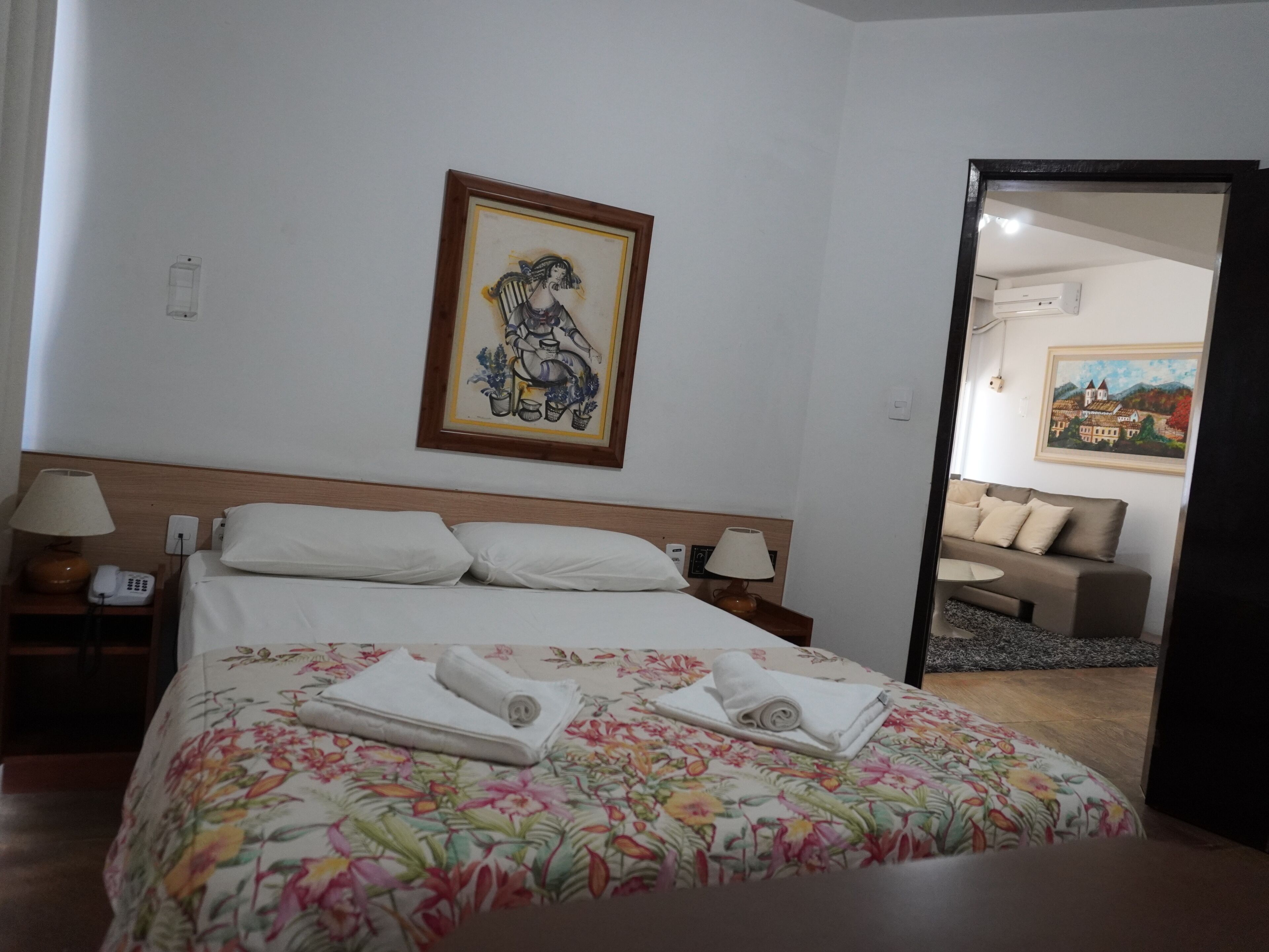 Comfort Suite, City View