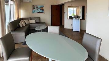 Suite – comfort, byutsikt | Spiseområde