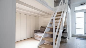 Apartment (1 Bedroom) | Interior