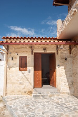 House - Persefoni s Village House in Messara (Gortyna)