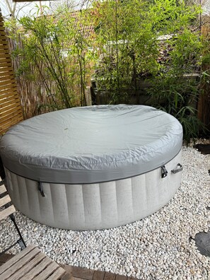 Außen-Whirlpool
