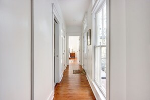 Interior - The Jones Street Parlor | Historic Retreat (Savannah)
