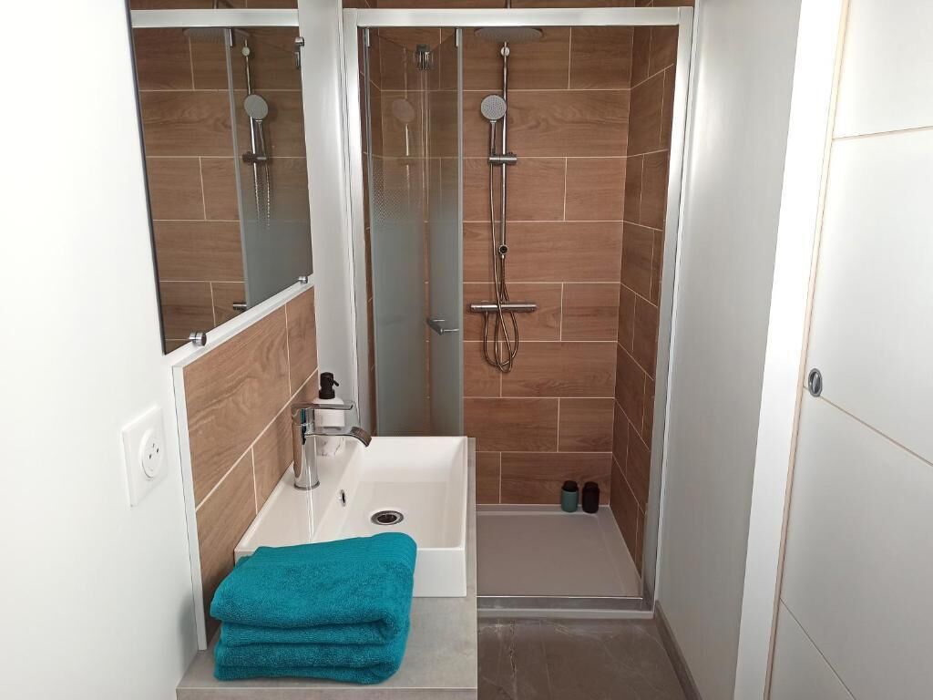 Family Quadruple Room, Garden View | Bathroom