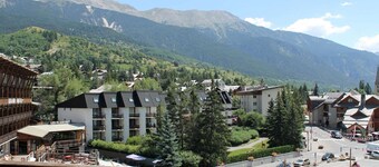 Studio for 4 in Serre-Chevalier, Southeast Balcony