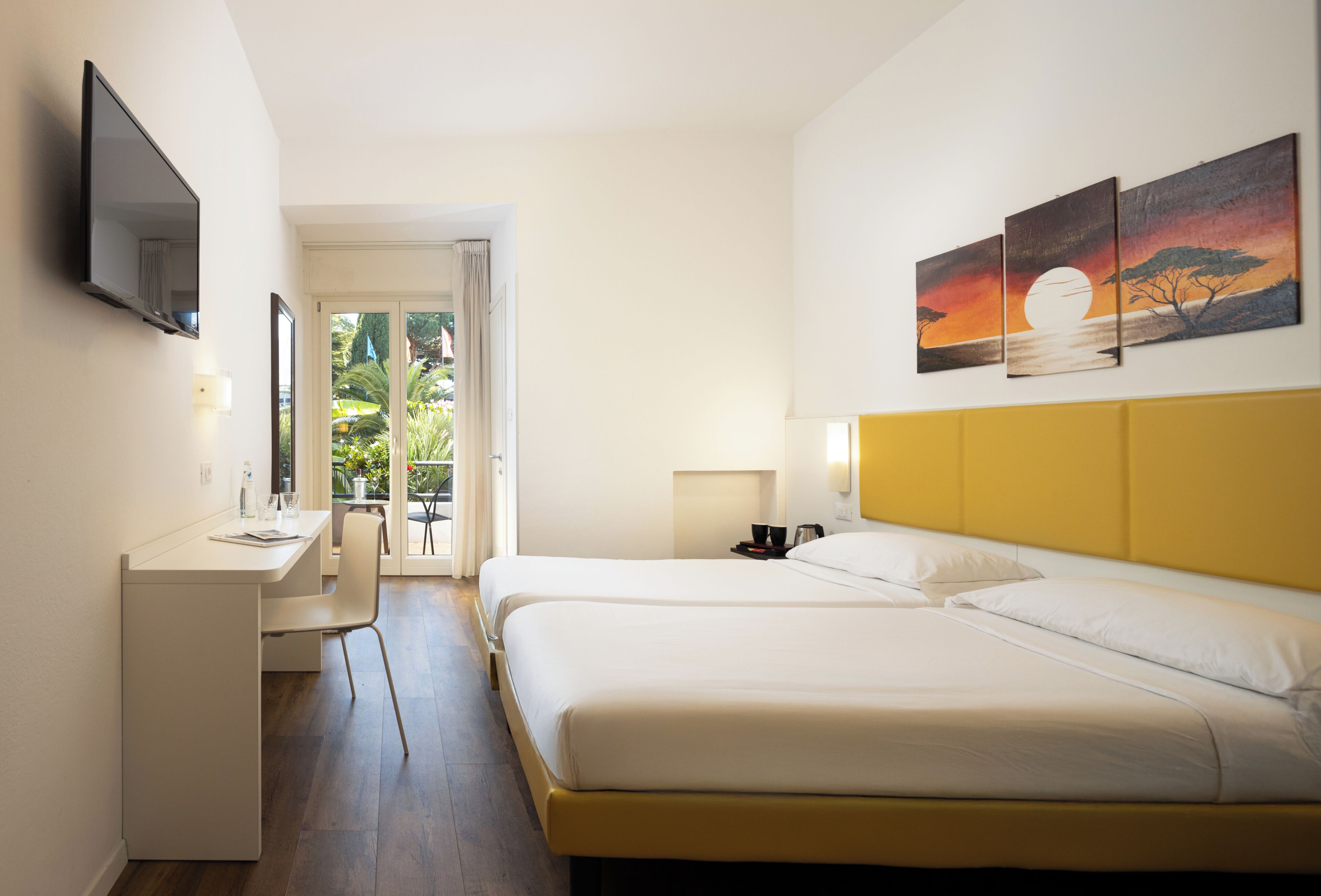 Standard Double or Twin Room, Balcony, Garden View