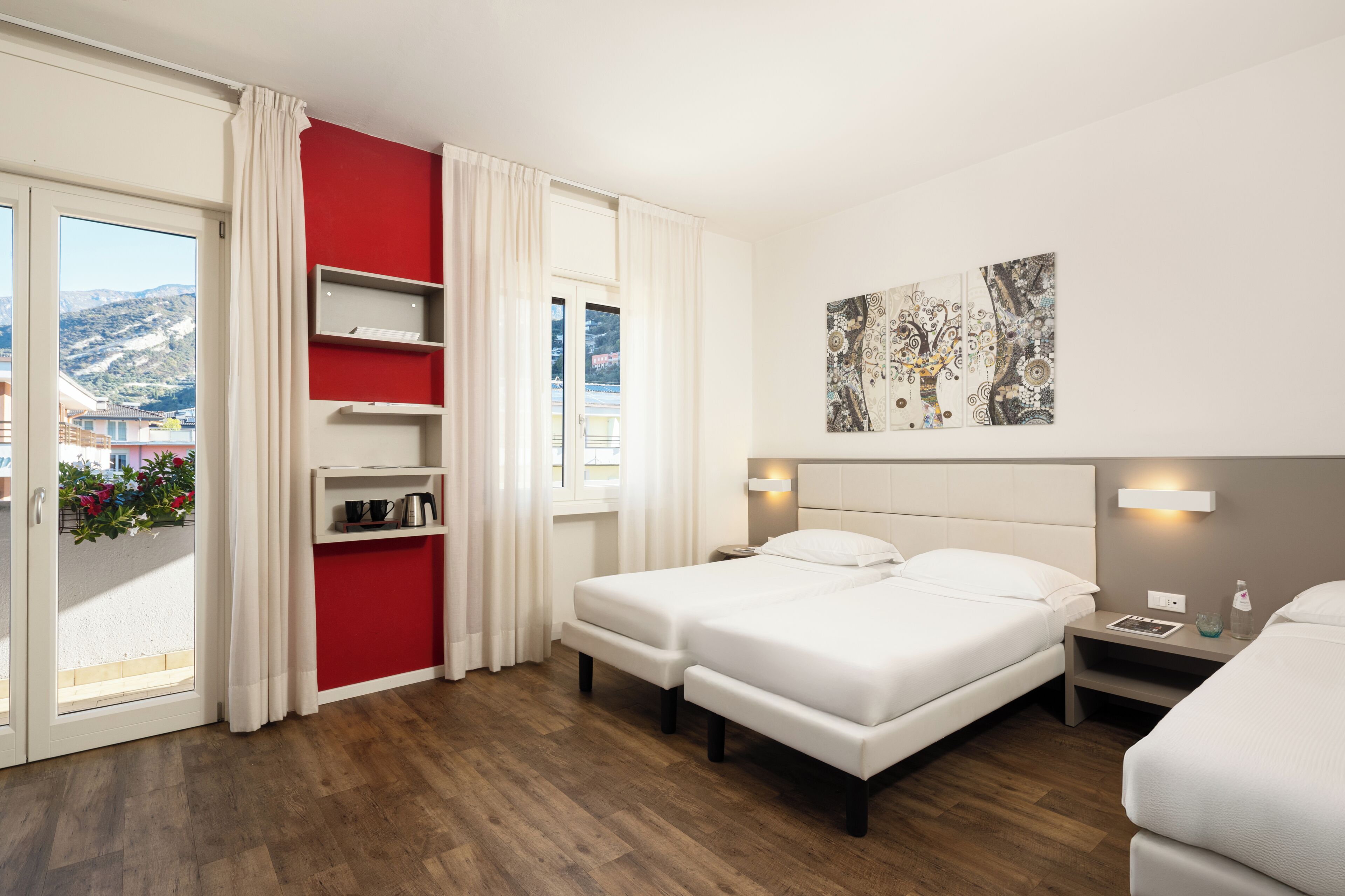 Deluxe Triple Room, Balcony, Mountain View