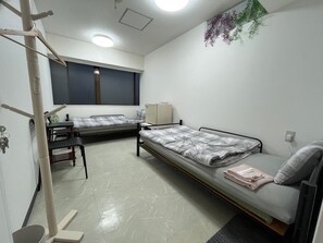 Basic-Zweibettzimmer
