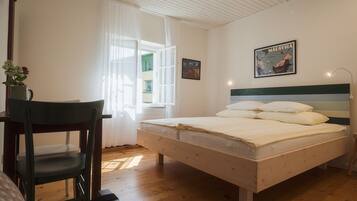 Classic Double Room, Garden View