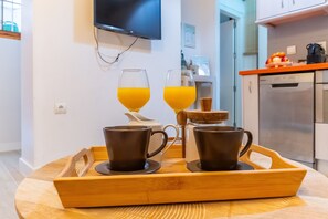 Dining - Cubo's Central Malaga Apartment / center / air conditioning / terrace (Málaga)