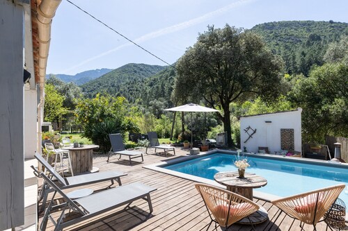 Bed and Breakfast 'Santa Maria' with Mountain View, Wi-Fi and Air Conditioning