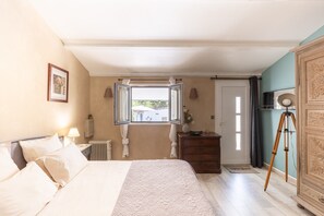 1 bedroom, WiFi, bed sheets - Santa Maria Guest Room with Mountain View, Wi-Fi, and Air Conditioning (Manso)