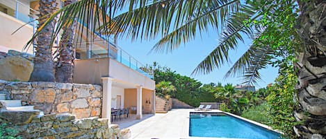 Piscine extérieure, piscine chauffée