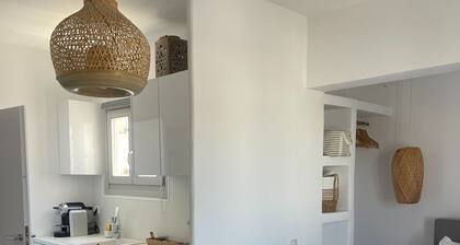 Chora Nest Kythnos