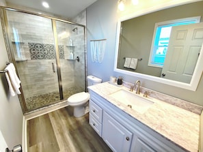 Shower, hair dryer, towels, soap - Lighthouse Retreat & A.C.+ Covered Porch+ Family (Brigantine)