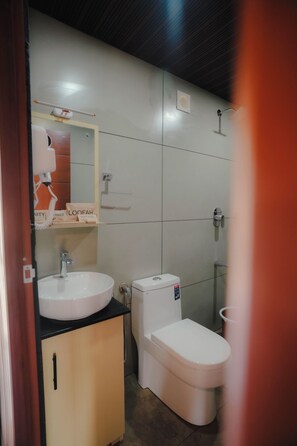 Casa de campo, vista para o vale | Banheiro