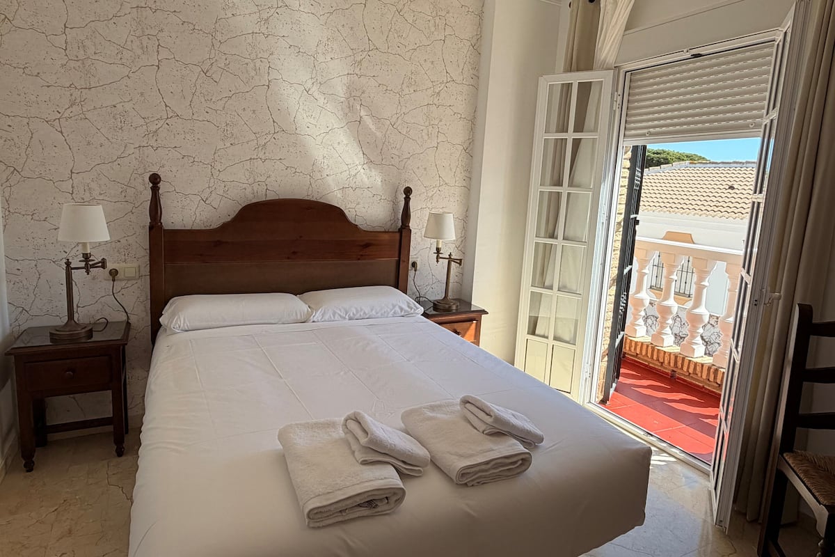 Superior Double Room, City View