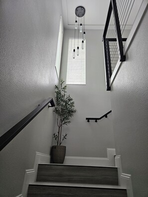Interior - Modern New Guesthouse•Game Room•Minutes To Gulf Beaches (Seminole)