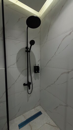 Apartment, 1 Bedroom, Accessible, Smoking | Bathroom - 005 Tara-jre Jabal Al Lweibdeh With Stunning View (Amman)