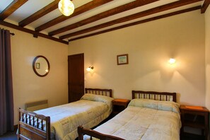 1 bedroom, WiFi, bed sheets
