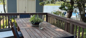 Serene 3-bedroom house on the river close to Boston and Salem