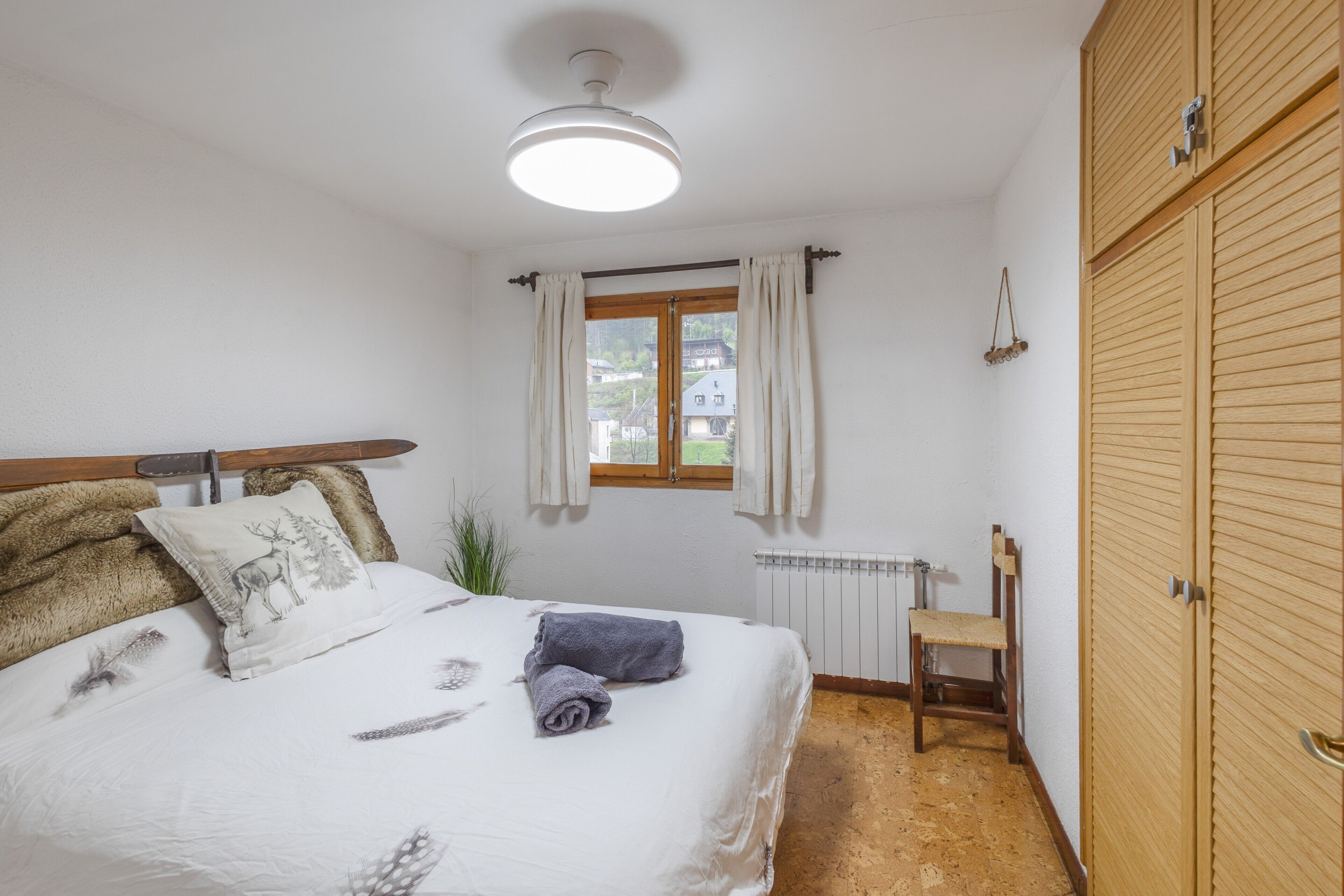 3 bedrooms, WiFi, bed sheets