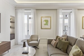 Living area - Stylish 3BR Apartment in Madrid (Madrid)