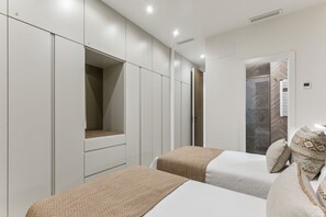 3 chambres, fer et planche à repasser, draps fournis